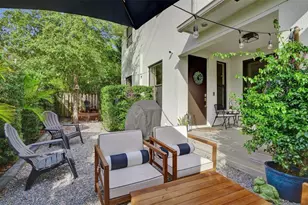 233 NE 11th St, Fort Lauderdale, FL 33304 - Photo 19