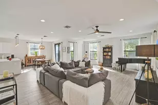 233 NE 11th St, Fort Lauderdale, FL 33304 - Photo 9