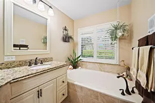 690 Fox Creek Ct, Weston, FL 33327 - Photo 19