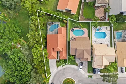 690  Fox Creek Ct, Weston, FL 33327 - Photo 3