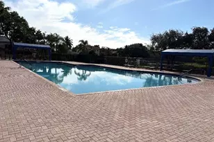 690 Fox Creek Ct, Weston, FL 33327 - Photo 45