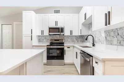 6411 NW 54th Dr, Coral Springs, FL 33067 - Photo 15