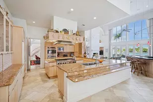 5 Isla Bahia Dr, Fort Lauderdale, FL 33316 - Photo 5