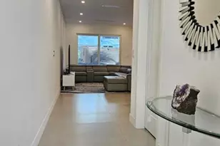 2275 SE 7th St, Pompano Beach, FL 33062 - Photo 9