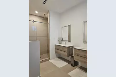2275 SE 7th St, Pompano Beach, FL 33062 - Photo 13