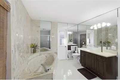 11060  Lakeview Dr, Coral Springs, FL 33071 - Photo 21