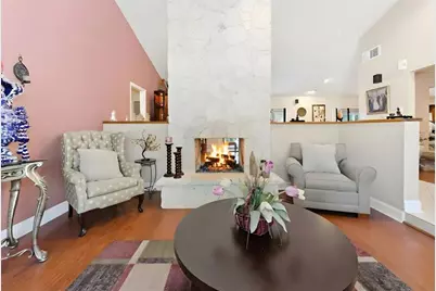 11060  Lakeview Dr, Coral Springs, FL 33071 - Photo 9