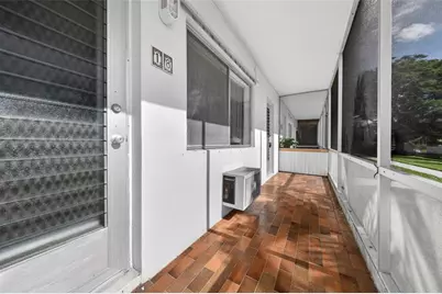 11 SW 4th Ave, Unit #18, Boca Raton, FL 33432 - Photo 5