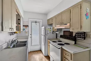 11 SW 4th Ave, Boca Raton, FL 33432 - Photo 25