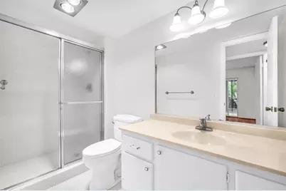 2069 Oakridge F #2069, Deerfield Beach, FL 33442 - Photo 15