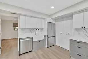 415 SW 7th Ave, Fort Lauderdale, FL 33312 - Photo 9