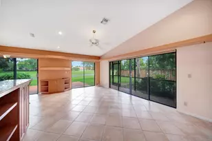 8507 NW 83rd St, Tamarac, FL 33321 - Photo 9