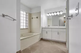 8452 NW 47th St, Coral Springs, FL 33067 - Photo 13