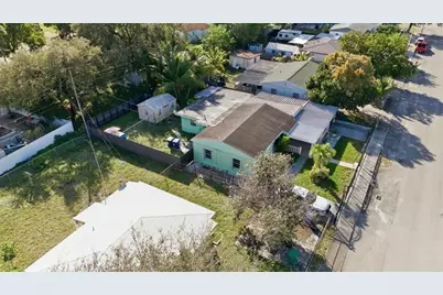1320 NW 86th St, Miami, FL 33147 - Photo 41