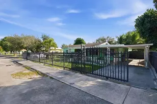 1320 NW 86th St, Miami, FL 33147 - Photo 29