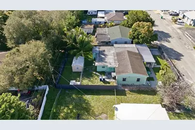 1320 NW 86th St, Miami, FL 33147 - Photo 37