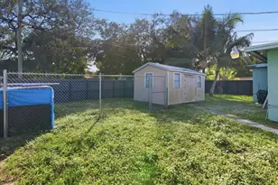 1320 NW 86th St, Miami, FL 33147 - Photo 35