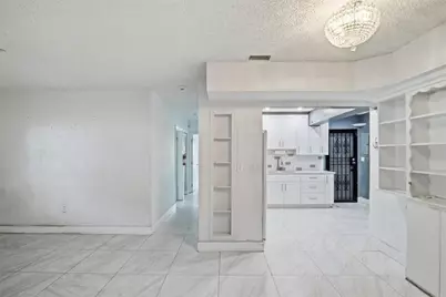 1320 NW 86th St, Miami, FL 33147 - Photo 9