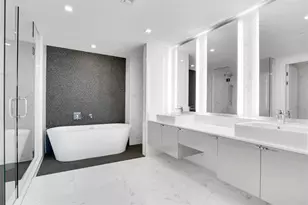 435 Bayshore Dr, Fort Lauderdale, FL 33304 - Photo 19