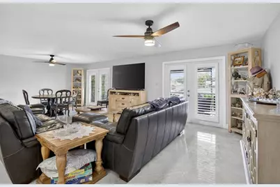 9861 Fairway Cove Lane, Plantation, FL 33324 - Photo 15