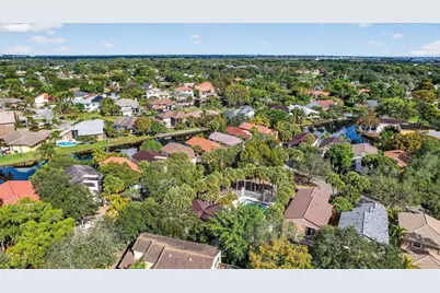 9861 Fairway Cove Lane, Plantation, FL 33324 - Photo 55