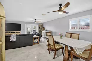 9861 Fairway Cove Ln, Plantation, FL 33324 - Photo 19