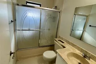 5512 N Park Rd, Fort Lauderdale, FL 33312 - Photo 13