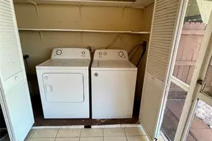 5512 N Park Rd, Fort Lauderdale, FL 33312 - Photo 11