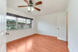 8940 S Hollybrook Blvd, Pembroke Pines, FL 33025 - Photo 17