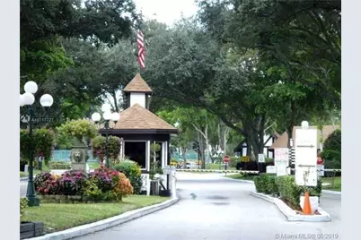 3660  Inverrary Dr, Unit #1B, Lauderhill, FL 33319 - Photo 3