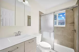 2118 N 14th Ave, Dania Beach, FL 33020 - Photo 35