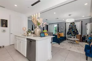 4339 Lago Dr, Pompano Beach, FL 33064 - Photo 7