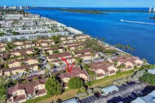 1040 Lake Shore Dr, Lake Park, FL 33403 - Photo 75