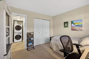 1040 Lake Shore Dr, Lake Park, FL 33403 - Photo 31