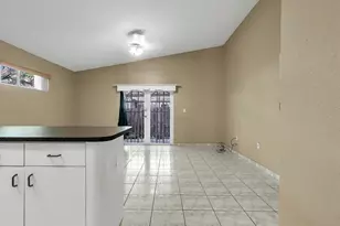 3201 W 76th St, Hialeah, FL 33018 - Photo 19