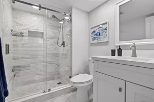 9623 S Hollybrook Lake Dr, Pembroke Pines, FL 33025 - Photo 7