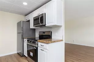 2117 Newport U, Deerfield Beach, FL 33442 - Photo 11