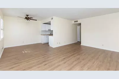 2117  Newport U, Unit #2117, Deerfield Beach, FL 33442 - Photo 9