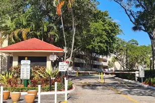 6911 Environ Bvd Unit, Lauderhill, FL 33319 - Photo 9