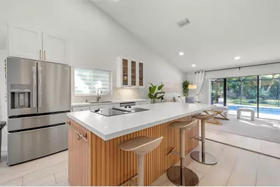 1611 NW 101st Way, Plantation, FL 33322 - Photo 9