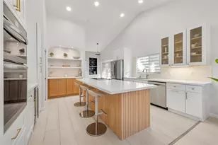 1611 NW 101st Way, Plantation, FL 33322 - Photo 7