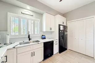 5040 Harmony Cir, Vero Beach, FL 32967 - Photo 7