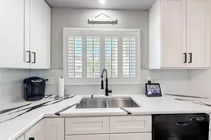 5040 Harmony Cir, Vero Beach, FL 32967 - Photo 5