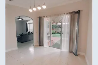 7682 NW 19th Street, Pembroke Pines, FL 33024 - Photo 15