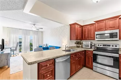 55 SW 2nd Ave, Unit #405G, Boca Raton, FL 33432 - Photo 5