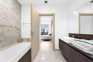 1000 Brickell Plaza, Miami, FL 33131 - Photo 9