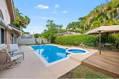 608  Misty Oaks Ln, Pompano Beach, FL 33069 - Photo 7