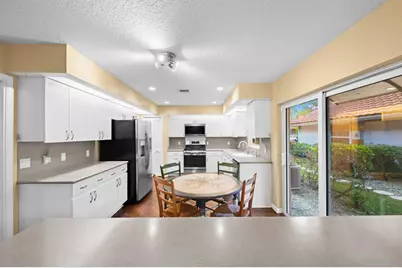 608  Misty Oaks Ln, Pompano Beach, FL 33069 - Photo 17