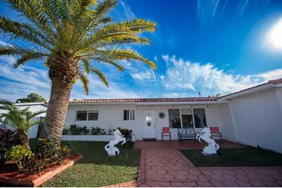 11040 NW 16th St, Pembroke Pines, FL 33026 - Photo 3