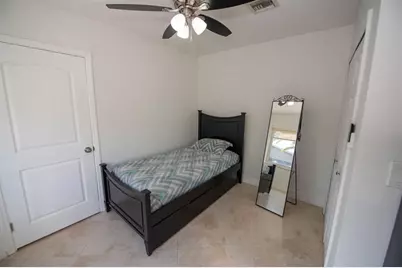 11040 NW 16th St, Pembroke Pines, FL 33026 - Photo 9